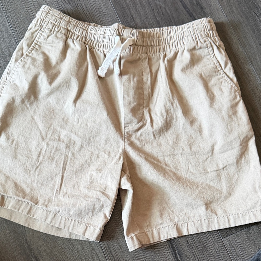 Vineyard vines boys 16 Casual Drawstring Shorts in Beige